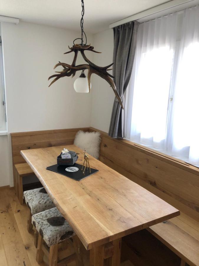 Renovated 3 Rooms Apartment In Ruschein Near Laax Kültér fotó